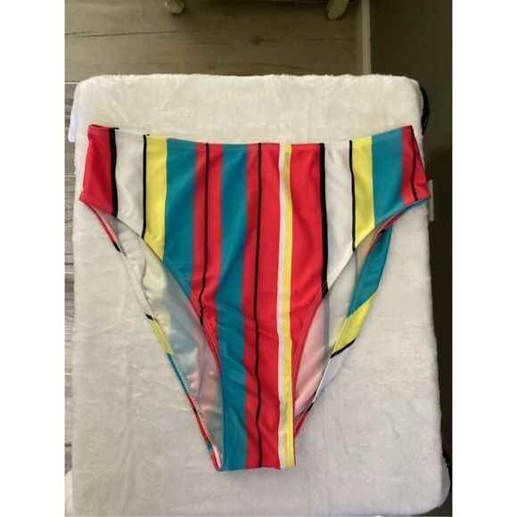 Swim bottom NWOT - Picture 1 of 3